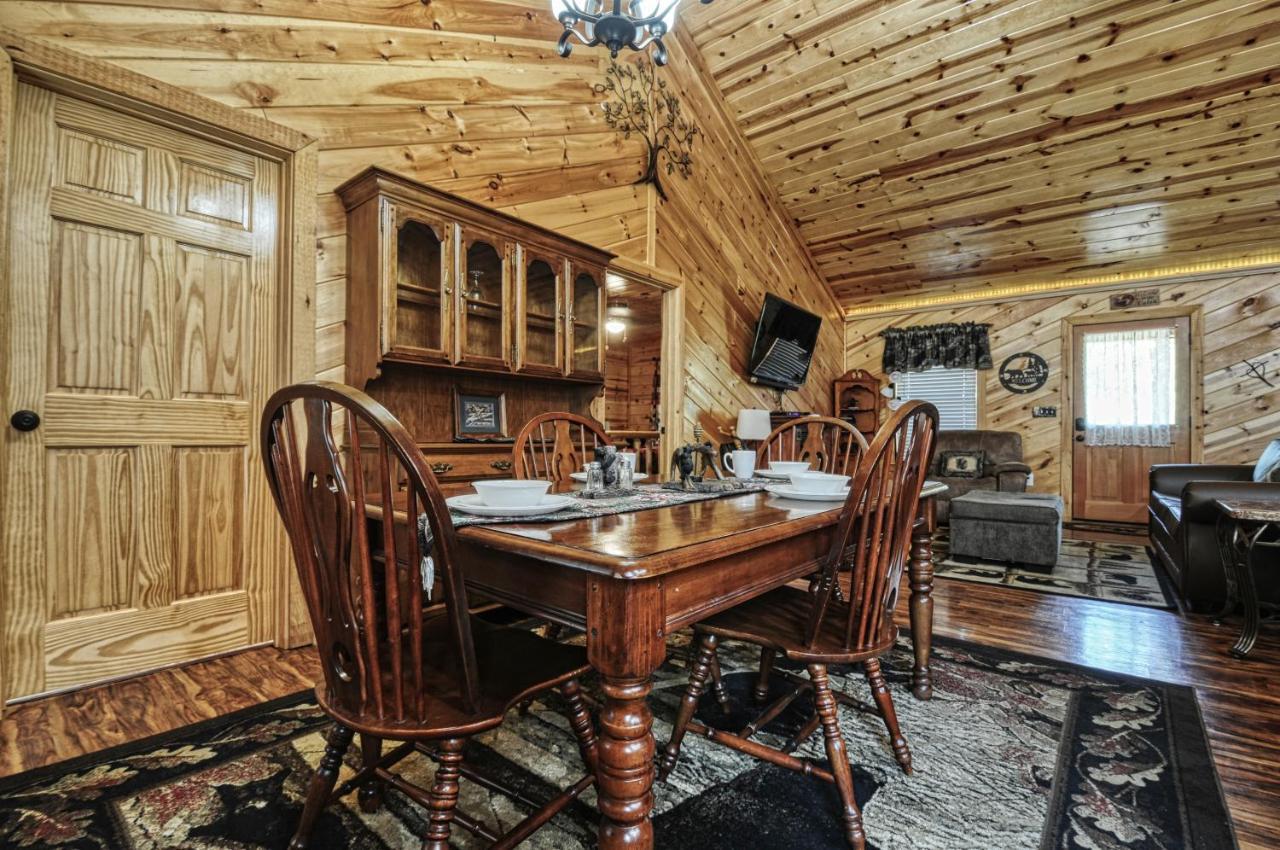 Moonlight Woods Cabin. Beautiful & Relaxing. Villa Sevierville Exterior photo